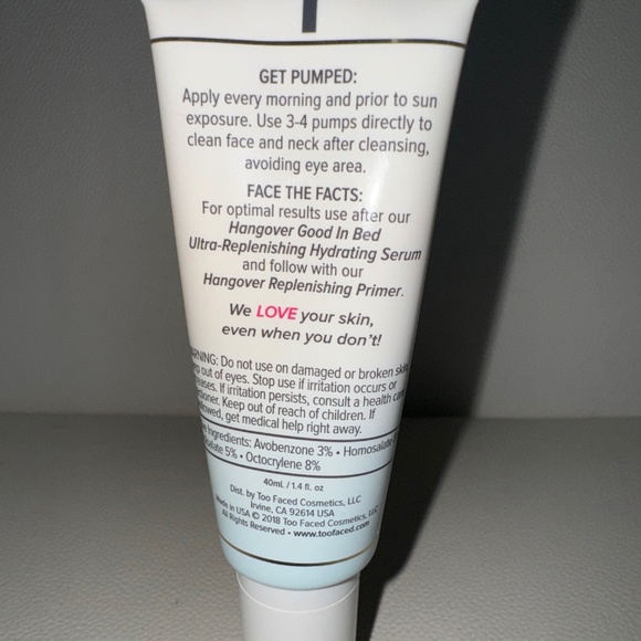 Too Faced HangOver Good to Go - Picture 2 of 3